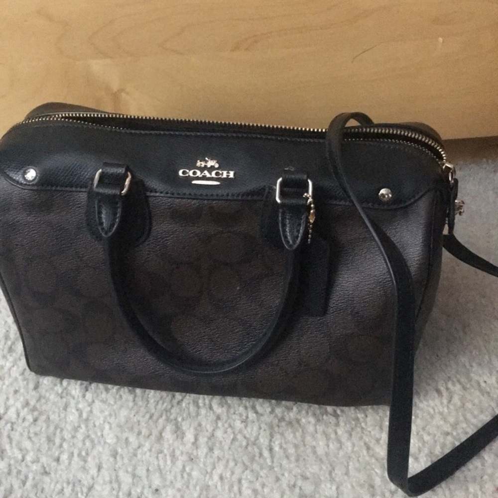 Authentic coach purse